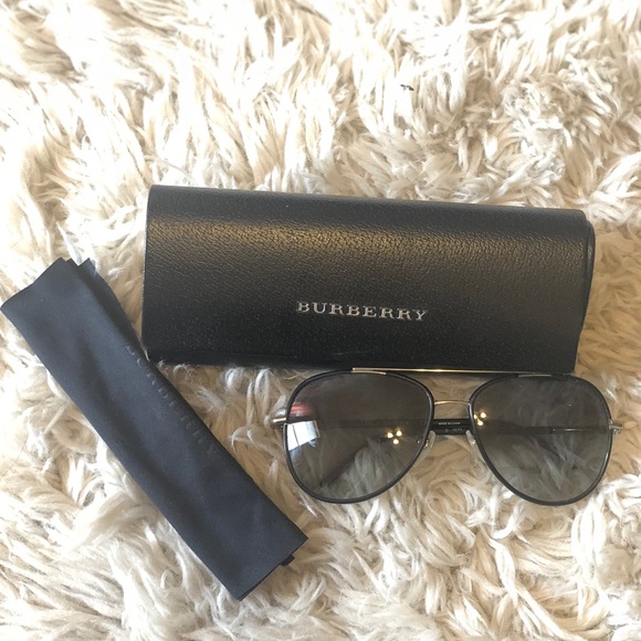 Burberry Accessories - Burberry Aviator Sunglasses